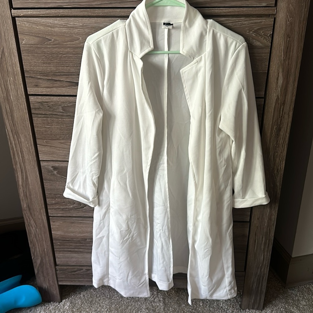 Women's white long blazer